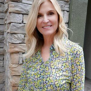 Cabi 6406 Get Together Top Spring 2023 Xsmall EUC